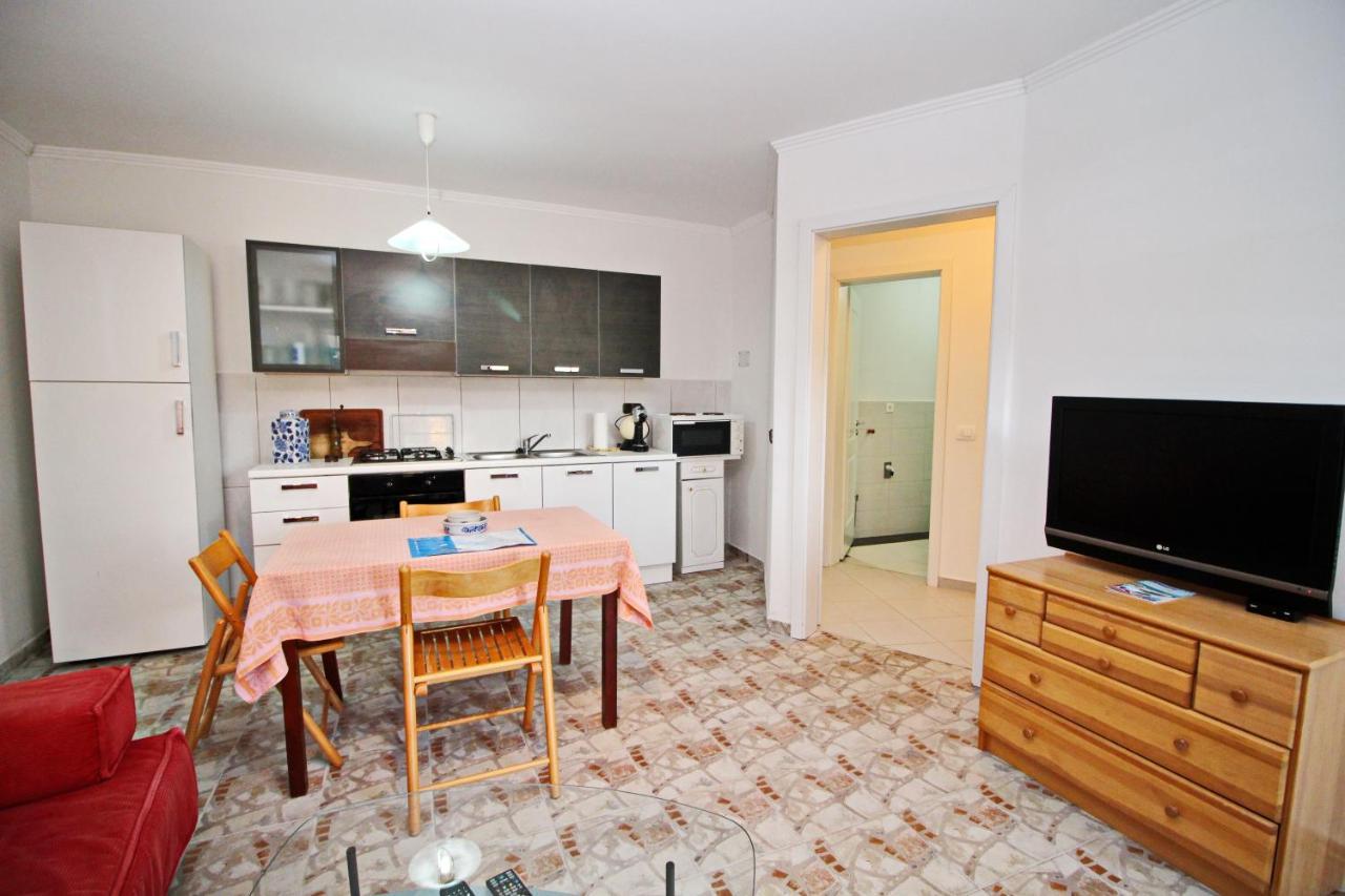 וולה לוקה Fancy Apartments Marco מראה חיצוני תמונה